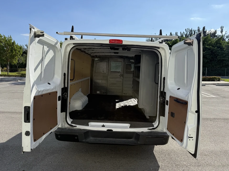 2021 Nissan NV2500 - Image 9 of 21