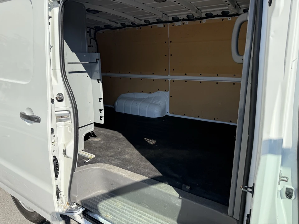 2021 Nissan NV2500 - Image 15 of 21