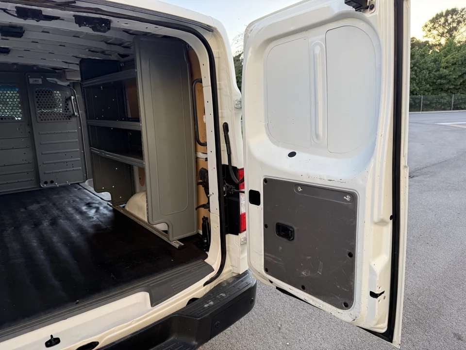 2021 Nissan NV2500 - Image 14 of 21