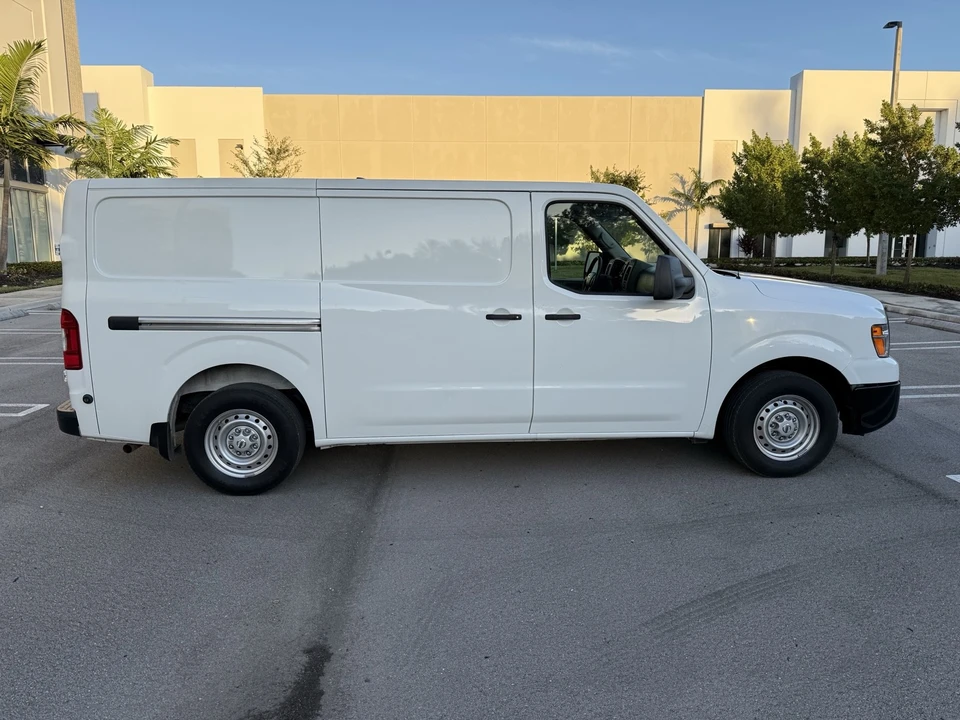 2021 Nissan NV2500 - Image 8 of 21