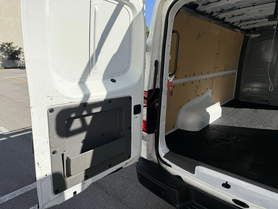 2021 Nissan NV2500 - Image 15 of 21