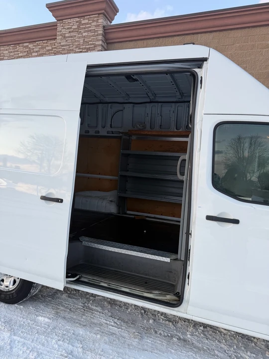 2021 Nissan NV2500 - Image 10 of 21