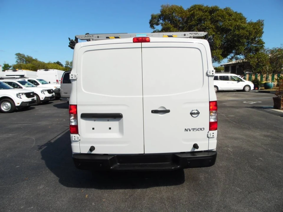 2021 Nissan NV - Image 5 of 21