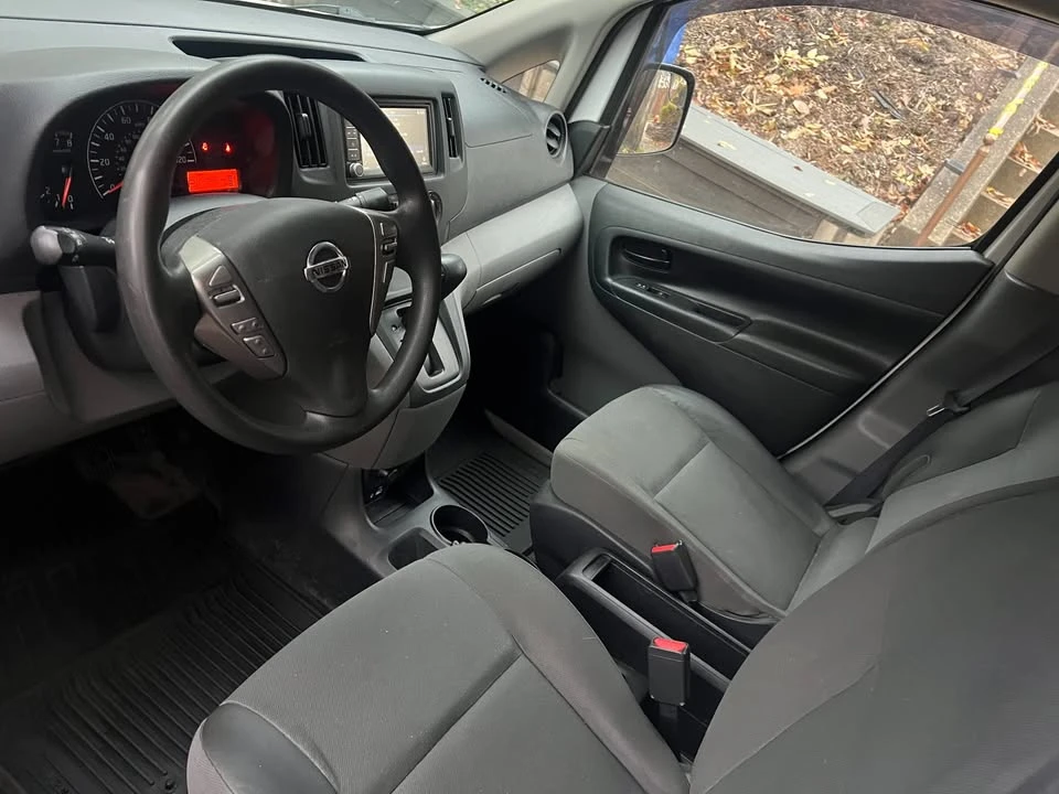 2021 Nissan NV - Image 4 of 12