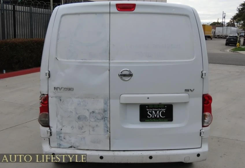 2021 Nissan NV - Image 12 of 21