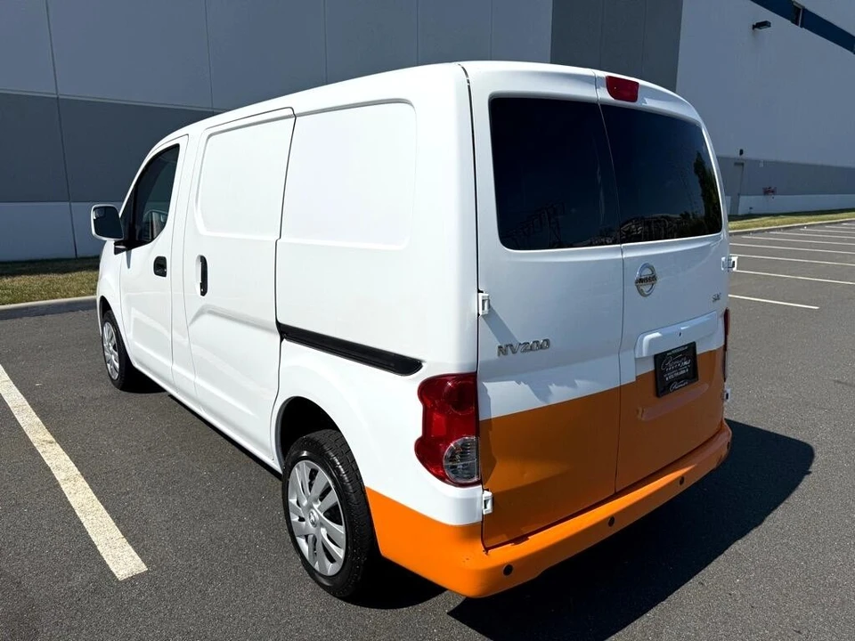 2021 Nissan NV - Image 7 of 12