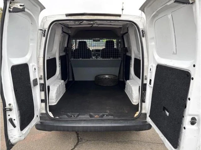 2021 Nissan NV - Image 10 of 10