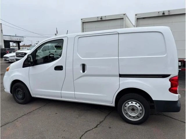 2021 Nissan NV - Image 5 of 10