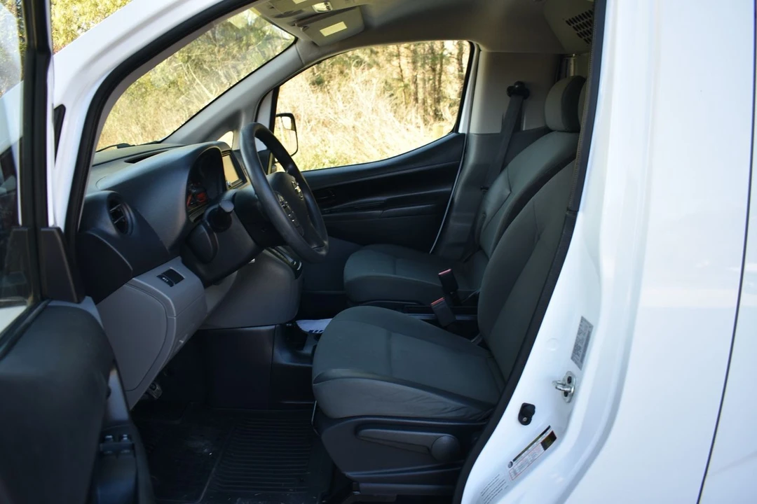 2021 Nissan NV - Image 9 of 21