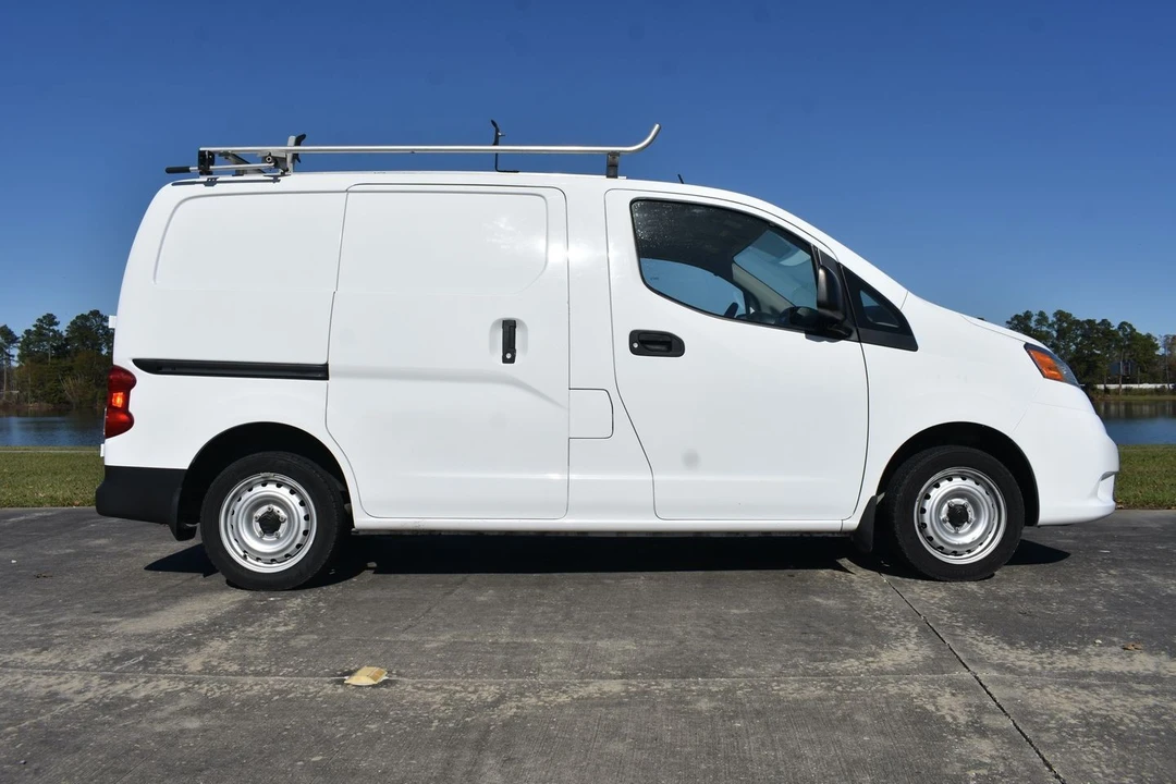 2021 Nissan NV - Image 3 of 21