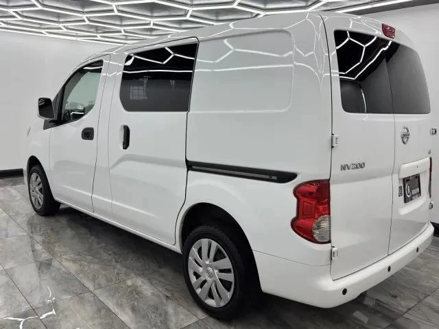 2021 Nissan NV - Image 4 of 12