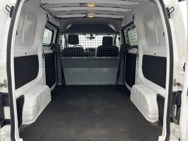 2021 Nissan NV - Image 7 of 12