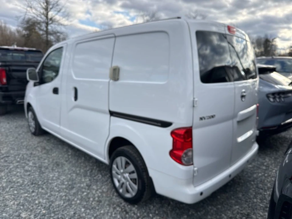 2021 Nissan NV - Image 4 of 4