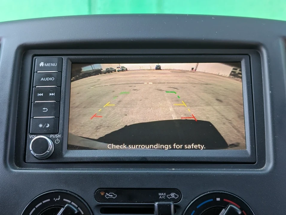 2021 Nissan - Image 21 of 21