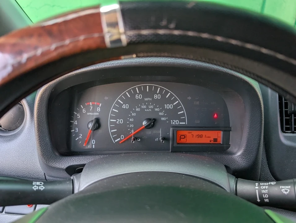 2021 Nissan - Image 18 of 21