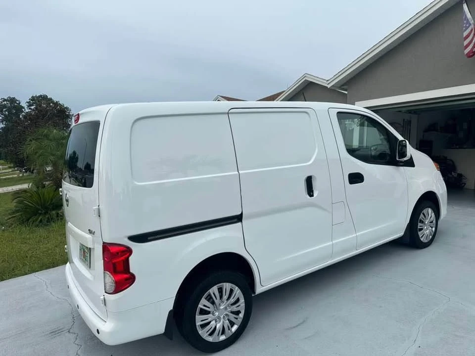 2021 Nissan - Image 3 of 14
