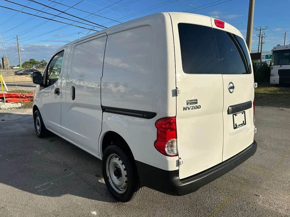 2021 Nissan NV - Image 4 of 7