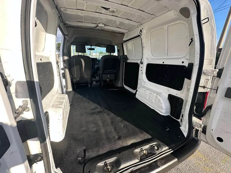 2021 Nissan NV - Image 6 of 7