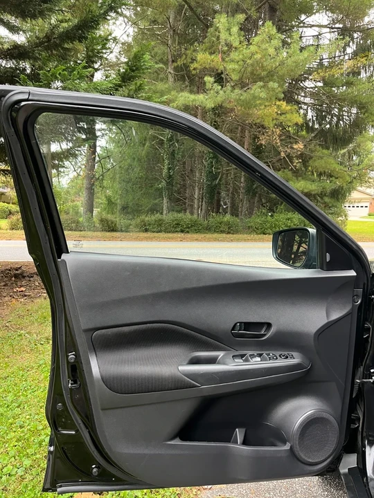 2021 Nissan Kicks - Image 10 of 19