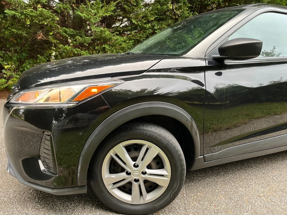 2021 Nissan Kicks - Image 2 of 19