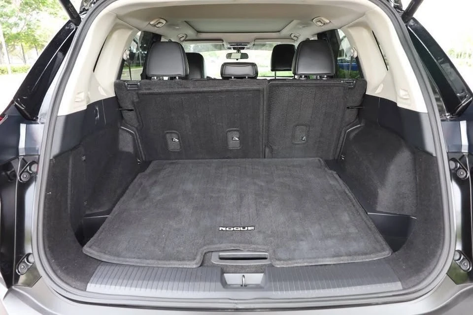 2021 Nissan Rogue - Image 17 of 20