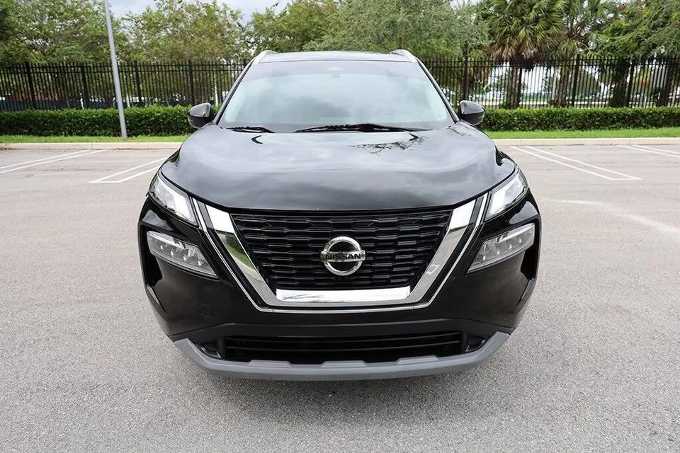 2021 Nissan Rogue - Image 9 of 20