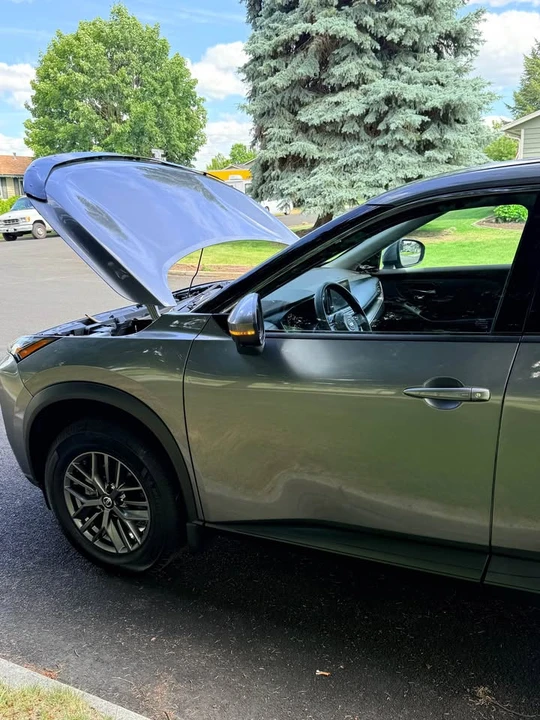 2021 Nissan Rogue - Image 2 of 10