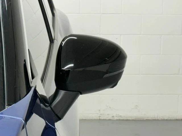 2021 Nissan Rogue - Image 17 of 21