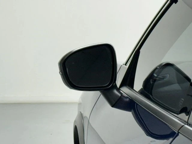 2021 Nissan Rogue - Image 18 of 21