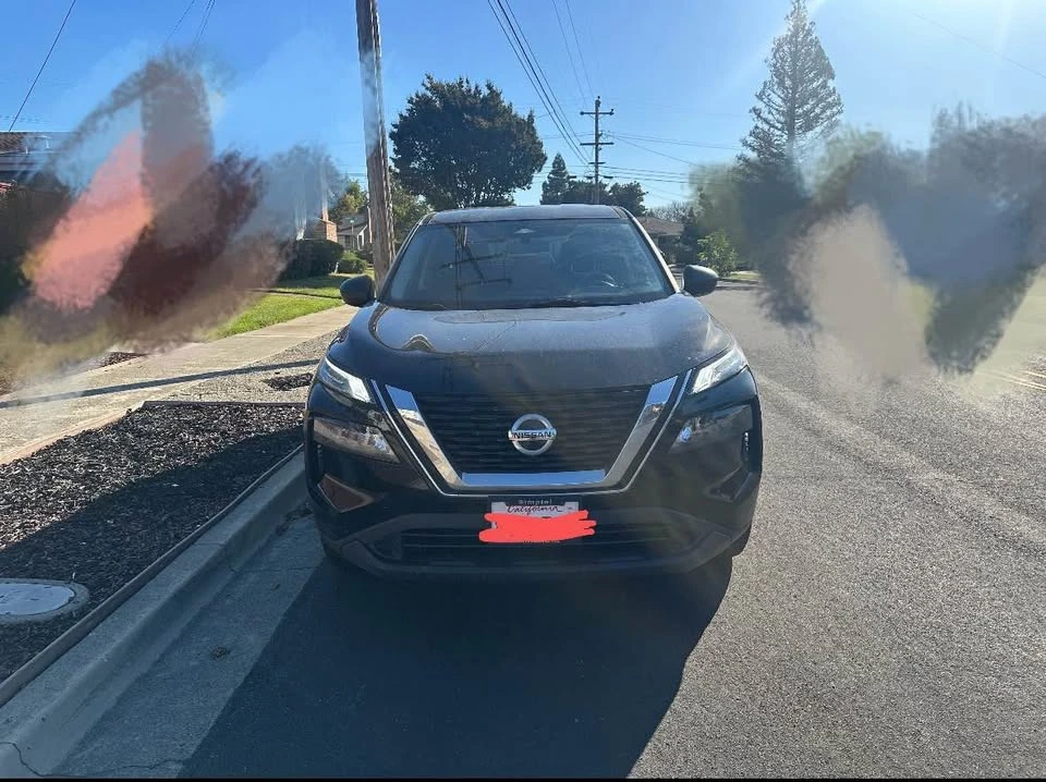 2021 Nissan Rogue - Image 4 of 4