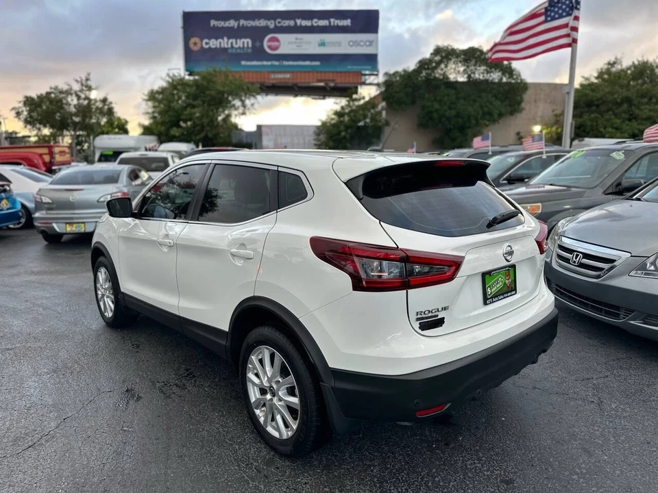 2021 Nissan Rogue - Image 4 of 21