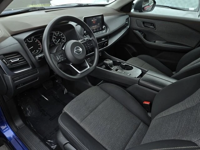 2021 Nissan Rogue - Image 8 of 12