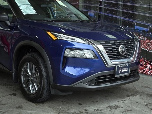 2021 Nissan Rogue - Image 2 of 12