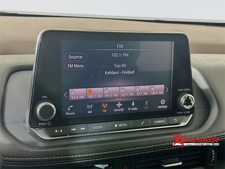 2021 Nissan Rogue - Image 17 of 21