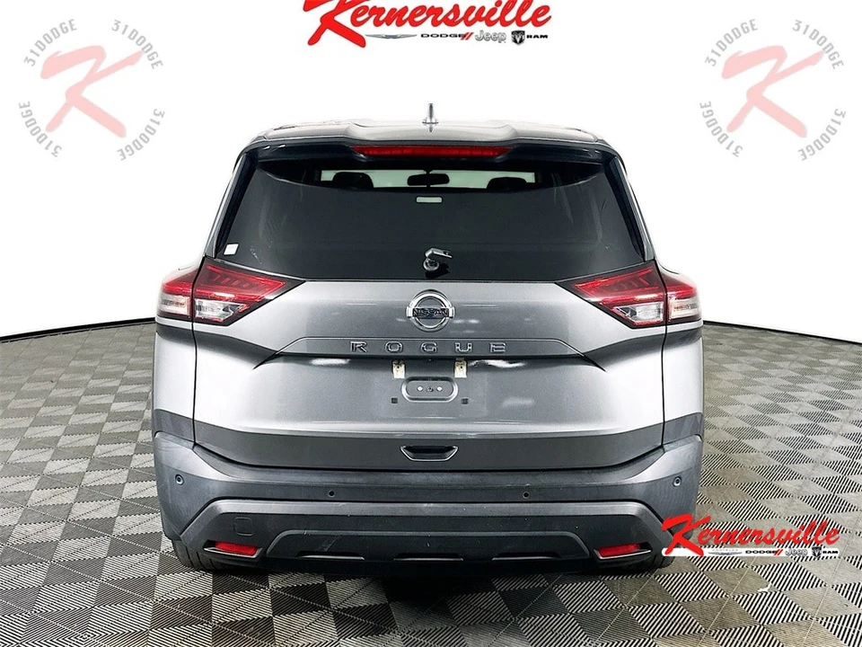 2021 Nissan Rogue - Image 6 of 12