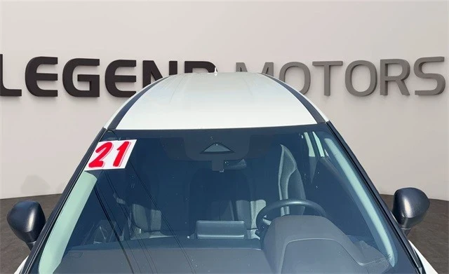 2021 Nissan Rogue - Image 4 of 21