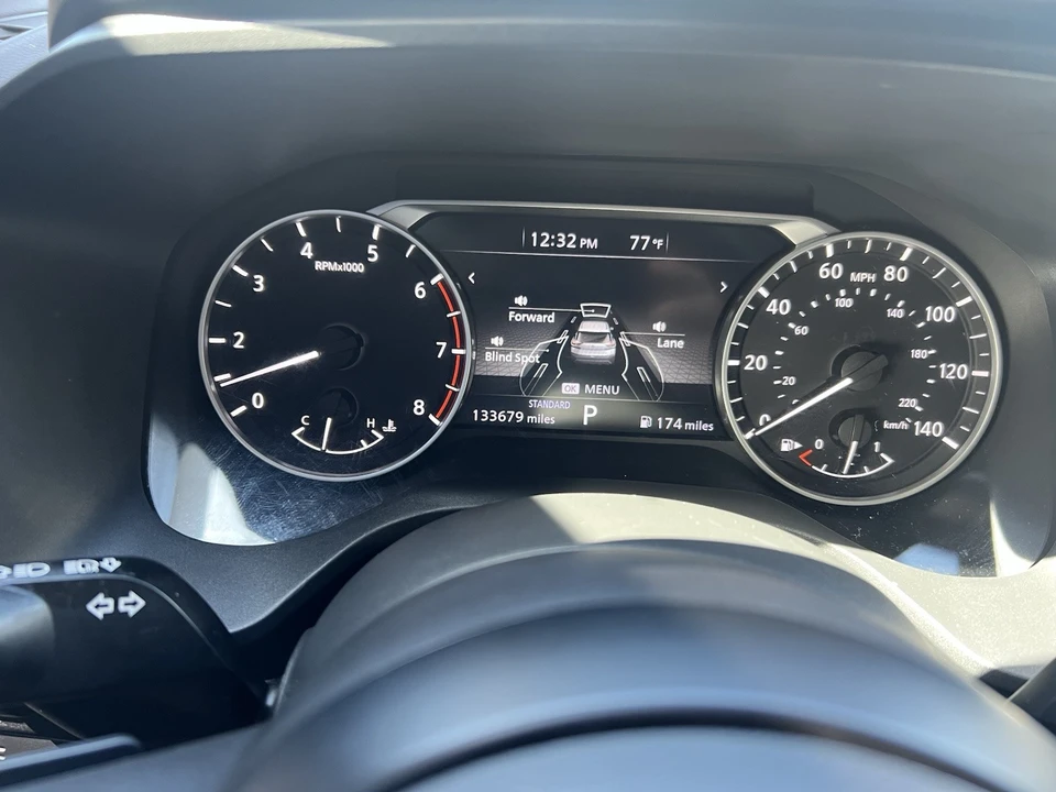 2021 Nissan Rogue - Image 10 of 12