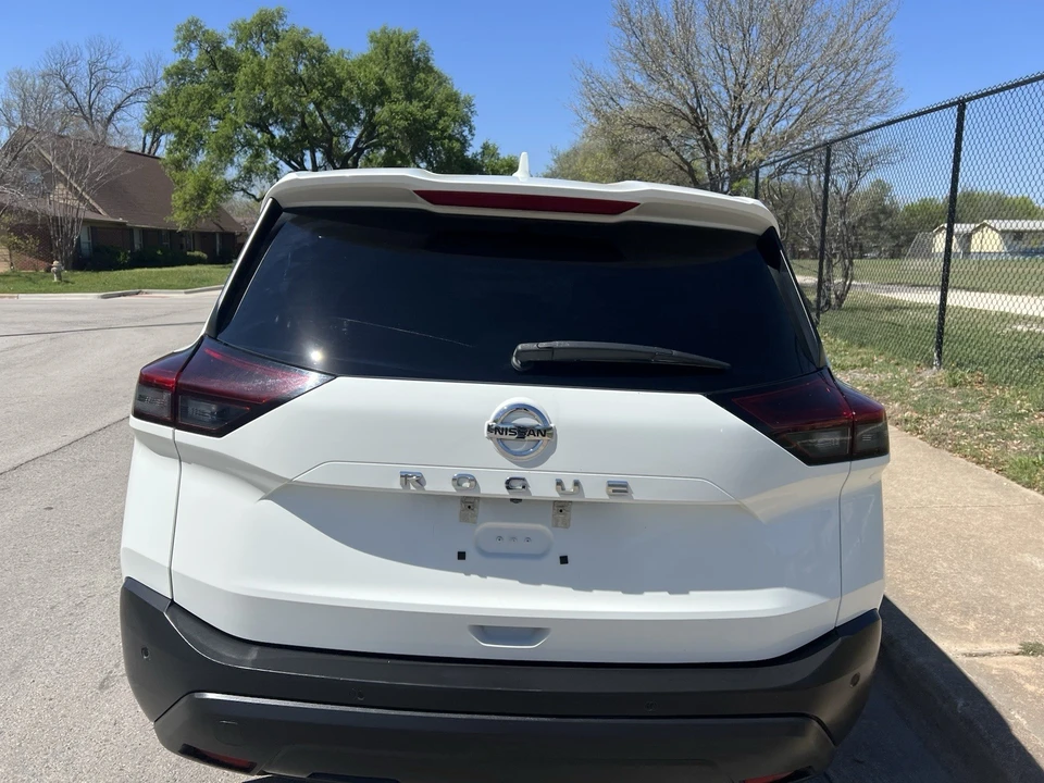 2021 Nissan Rogue - Image 4 of 12