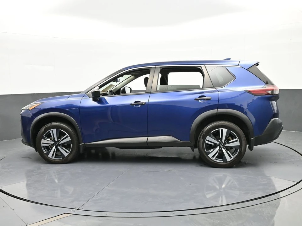 2021 Nissan Rogue - Image 3 of 12
