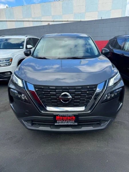 2021 Nissan Rogue - Image 2 of 9