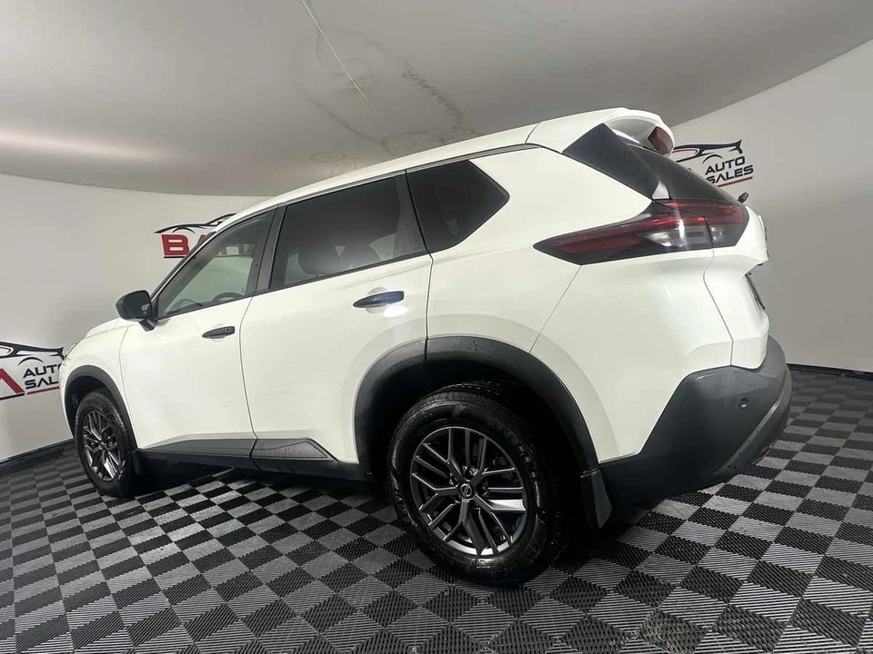 2021 Nissan Rogue - Image 6 of 21