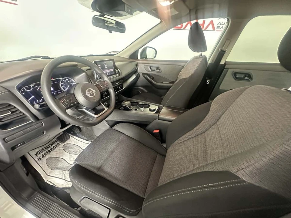2021 Nissan Rogue - Image 20 of 21