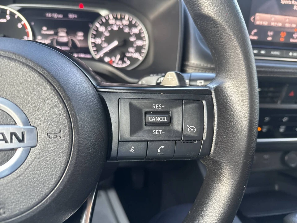 2021 Nissan Rogue - Image 19 of 21