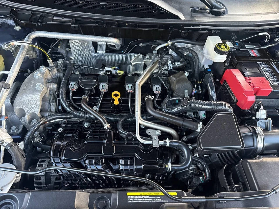 2021 Nissan Rogue - Image 8 of 21