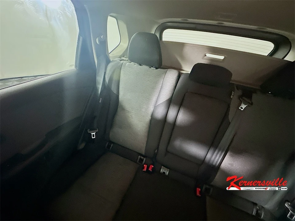2021 Nissan Rogue - Image 12 of 21