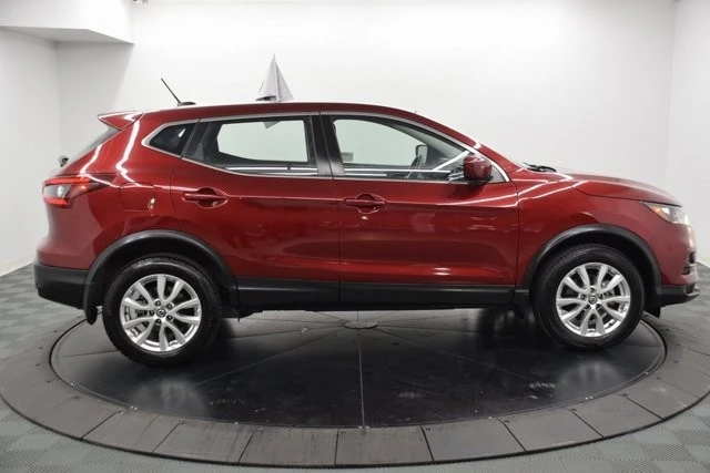 2021 Nissan Rogue - Image 8 of 12
