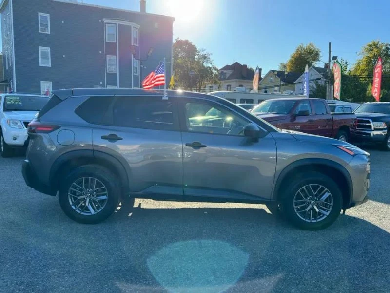 2021 Nissan Rogue - Image 8 of 12