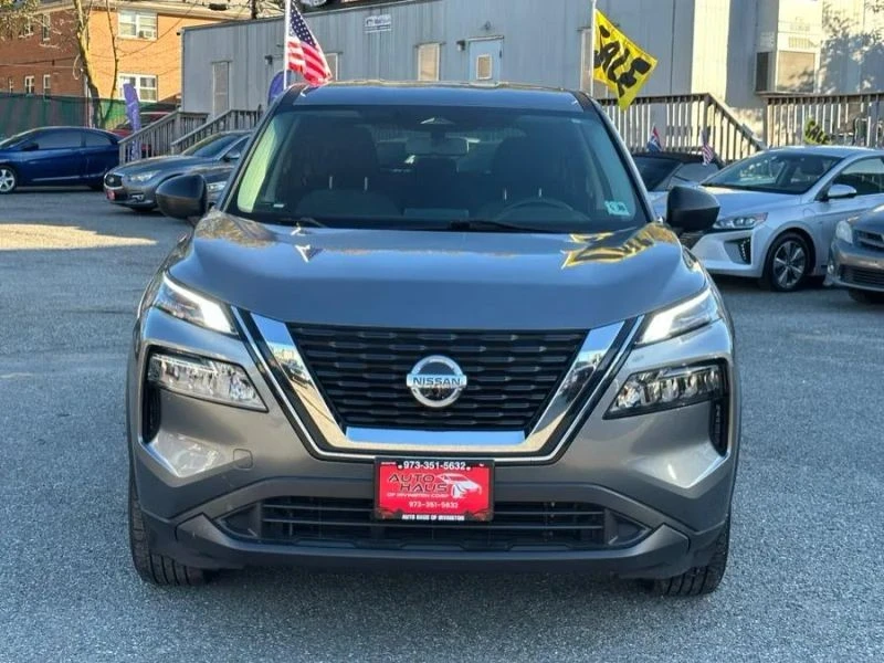 2021 Nissan Rogue - Image 2 of 12