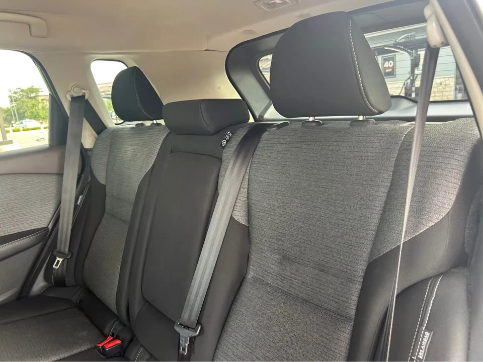 2021 Nissan Rogue - Image 8 of 10