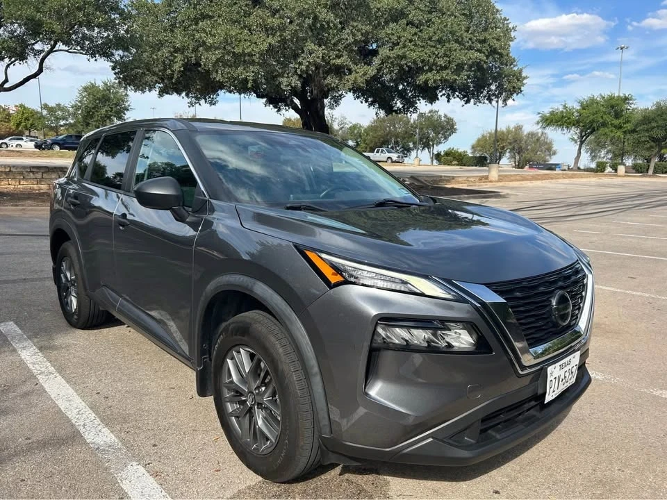2021 Nissan Rogue - Image 6 of 10